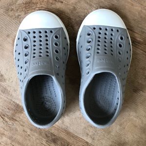 NWOT native Jefferson grey shoe